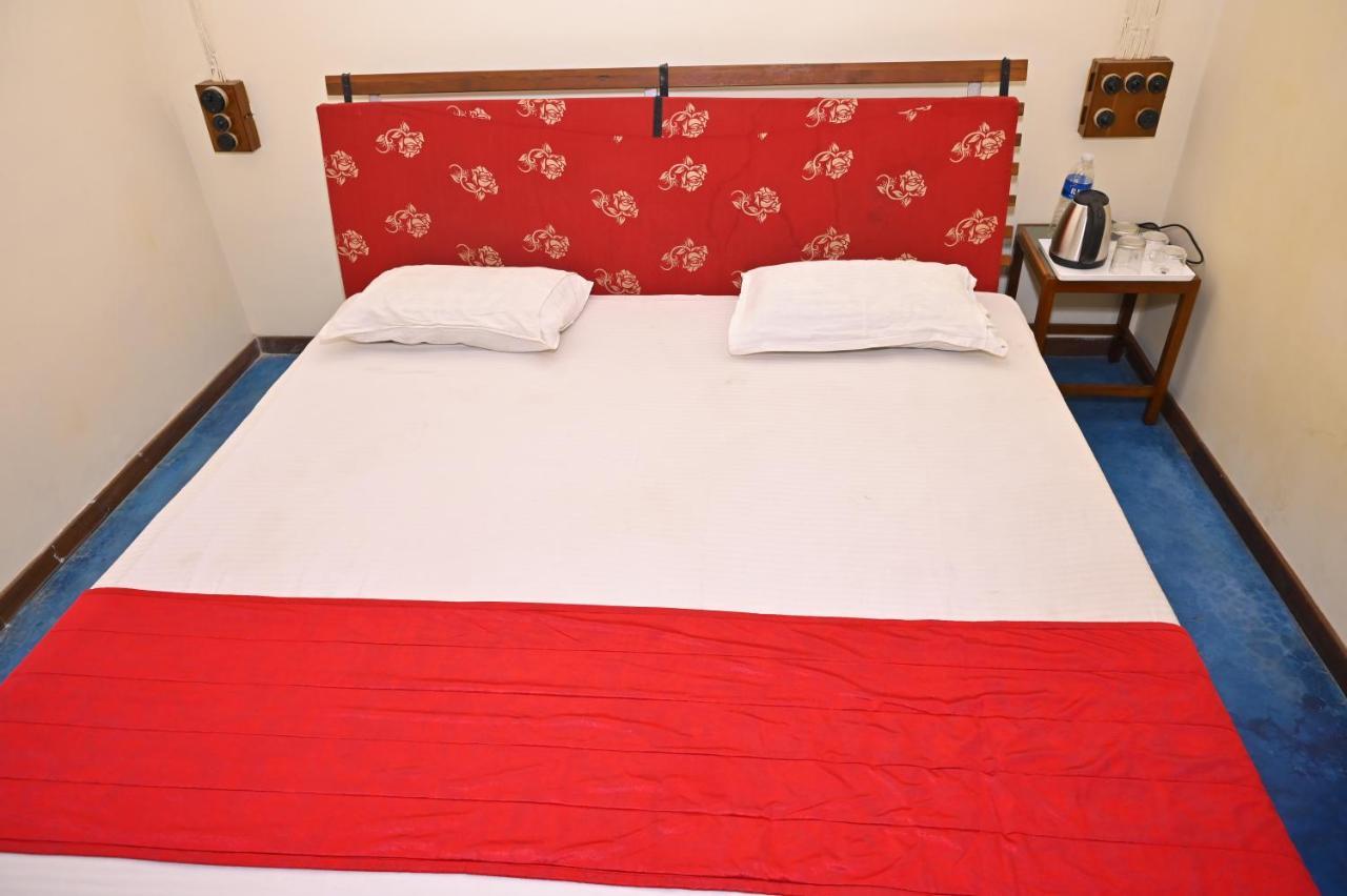 Les Boganveillea Heritage Guest House Auroville Extérieur photo