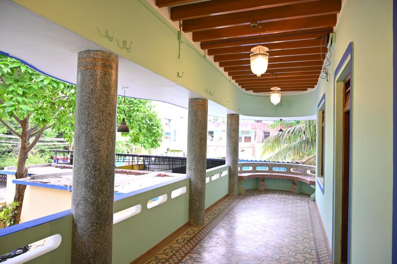 Les Boganveillea Heritage Guest House Auroville Extérieur photo
