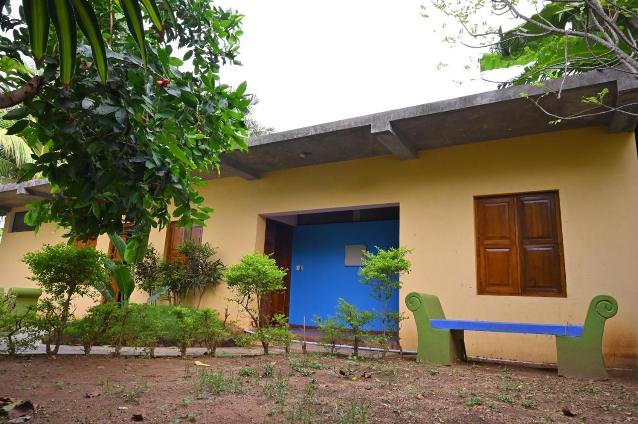 Les Boganveillea Heritage Guest House Auroville Extérieur photo